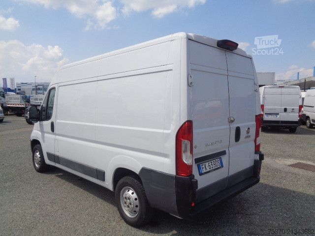 Fourgon tôlé Fiat DUCATO 2.3
