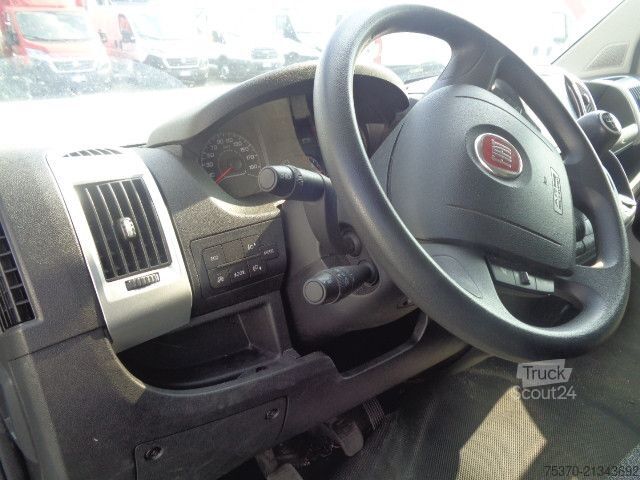 Fourgon tôlé Fiat DUCATO