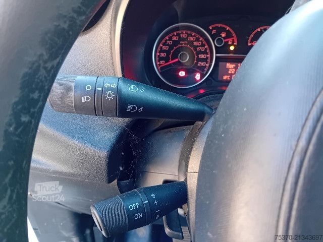 Bestelwagen Fiat DOBLO