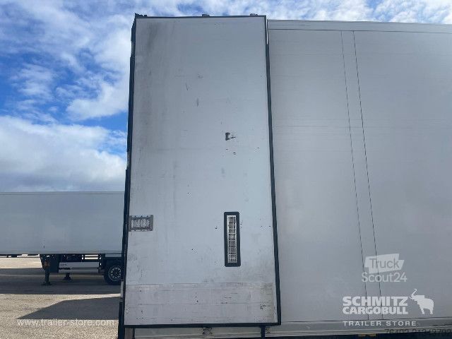 Semi-reboque frigorífico Schmitz Cargobull Semitrailer Reefer Standard Plataforma