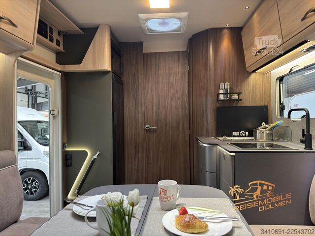 Integrerad husbil EURAMOBIL Integra Line GT 726 EF Backofen 18?Delta  MBUX