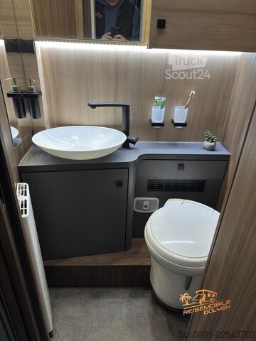 Integrerad husbil EURAMOBIL Integra Line GT 726 EF Backofen 18?Delta  MBUX