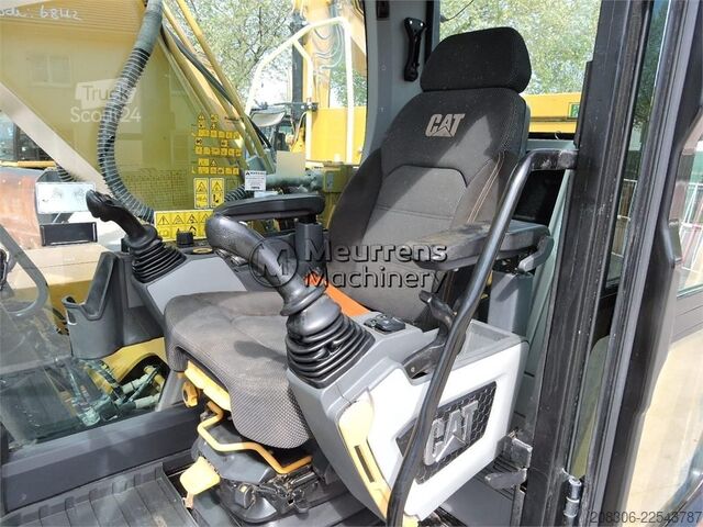 Εκσκαφέας ερπυστριοφόρος CATERPILLAR 320GC