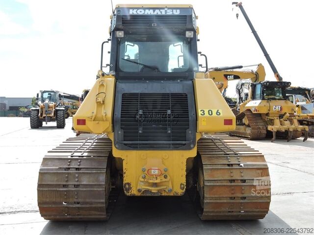 Οδοστρωτήρας KOMATSU D61PXI-24 + GPS