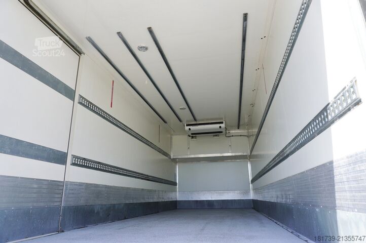 Φορτηγά ψυγεία Mercedes-Benz Actros 2542 / GIGA cabin / Thermoking