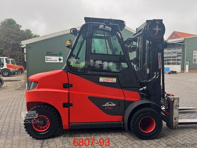 Фронтальный погрузчик-вилочный Linde E 80-01 / 900