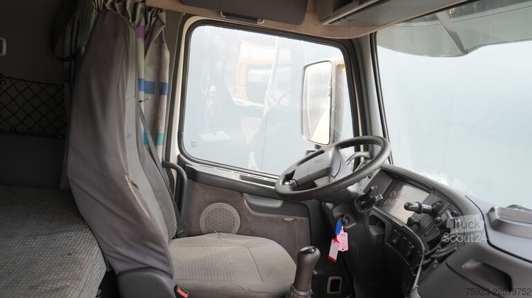 Camión grúa Volvo FH 460 6x4 combi with Palfinger SRX 47 crane an...
