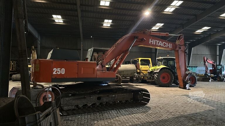 Lančani bager Fiat-Hitachi Fh 220
