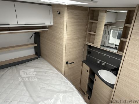 Karavāna Fendt Apero Activ 390 FH Mod.2026 1700kg