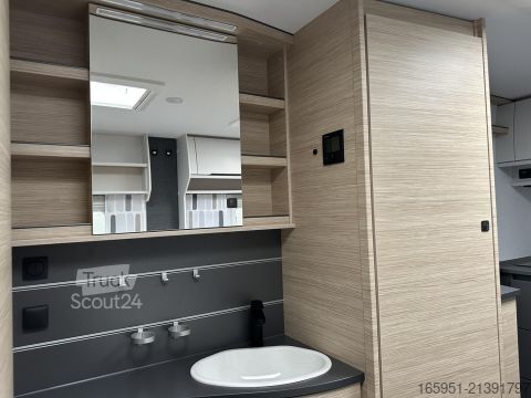 Karavāna Fendt Apero Activ 390 FH Mod.2026 1700kg