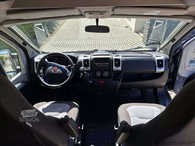 автодом Adria Twin 600 SPB Family