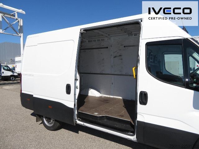 Dodávka s vysokou střechou IVECO Daily 35S16V Klima, PDC, Radstand 3520mm,L3H2