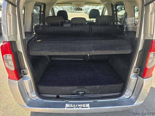 Minibus FIAT QUBO 5 POSTI METANO