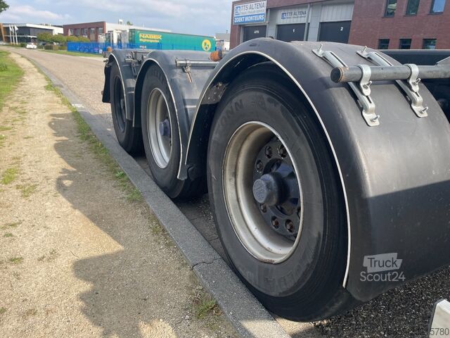 Prevoz zabojnikov D-Tec FT-43-03V Multichassis / BPW Axles / 2x Liftaxl...