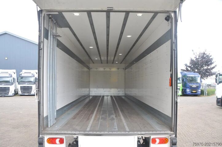 Koffer Mercedes-Benz Antos OUW 9,5m