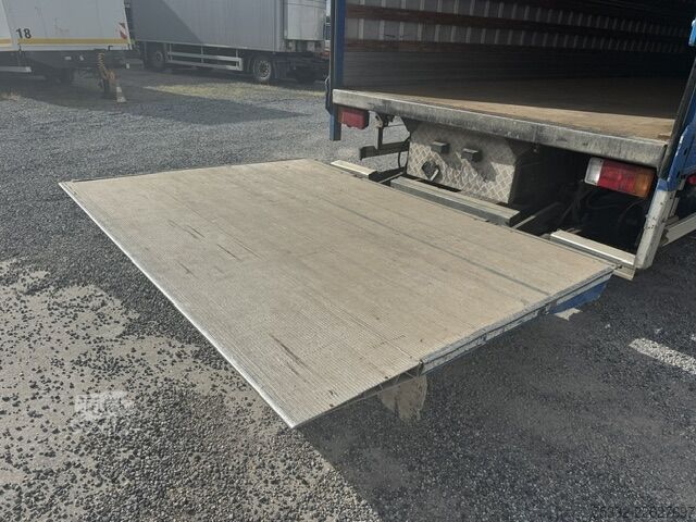Camion caisson Iveco Eurocargo 120 E 18 Koff 7m Schalt LBW