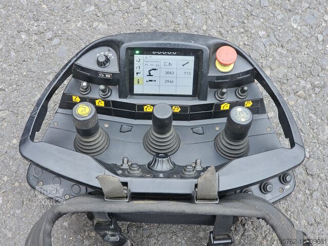 Kamionový jeřáb Renault D Wide 6x2 E6 Palfinger PK 27002 SH + JI