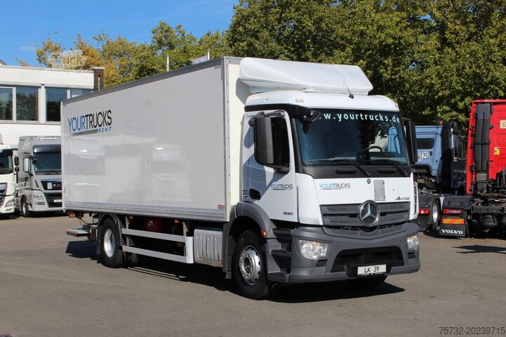 Vrachtwagen met bakwagen Mercedes-Benz Antos 1830 E6 Koffer 7,7m LBW Rolltor