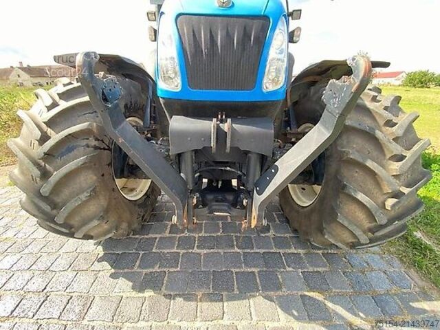 Traktor New Holland T 7550