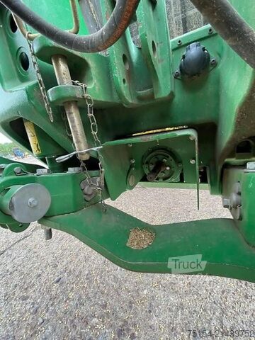 Traktor John Deere 8R370 E23