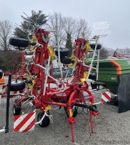 Széna technológia Pöttinger HIT 8.81