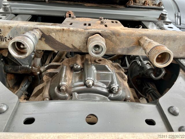 Стандартный седельный тягач MERCEDES-BENZ Arocs 2053 4x4 BB | Hydraulik*1.Hand*HU 05/27