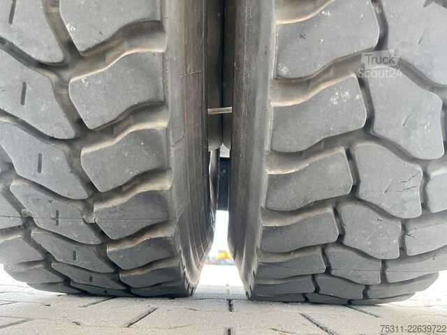 Standardni vlačilec MERCEDES-BENZ Arocs 2053 4x4 BB | Hydraulik*1.Hand*HU 05/27