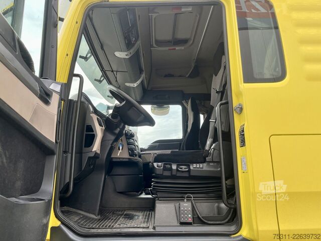 Cap tractor standard MAN TGX 18.470 4x2 BL XLX Schubbodenhydraulik*400TKM