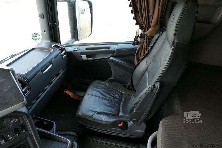 Ladbil med presenning SCANIA R 580 6x2, V8, Lenk-Lift, AHK, 5.310mm lang, AC