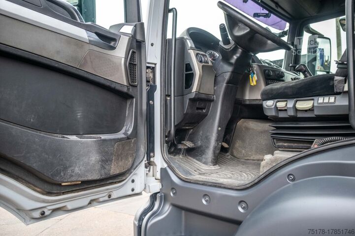 Camion-grue MAN TGS 35.440 BL - PK 33002/8xhydr.