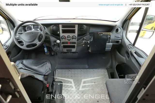 Vrachtwagen met bakwagen iveco Daily 35 S11 C30C AUTOMATIK KAMERA MAXI Regale DURCHGANG