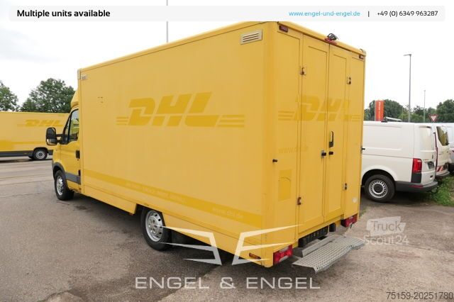 Furgoneta caja iveco Daily 35 S11 C30C AUTOMATIK KAMERA MAXI Regale DURCHGANG