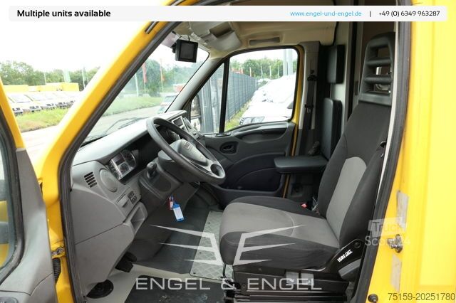 Furgoneta caja iveco Daily 35 S11 C30C AUTOMATIK KAMERA MAXI Regale DURCHGANG