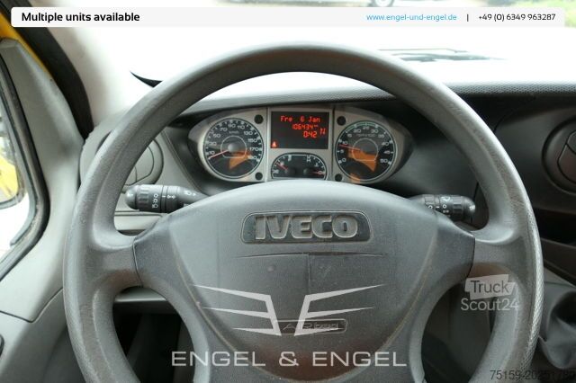 Furgoneta caja iveco Daily 35 S11 C30C AUTOMATIK KAMERA MAXI Regale DURCHGANG