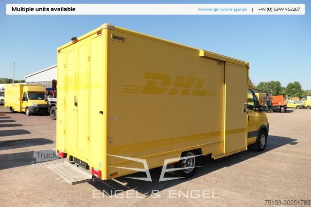 Furgoneta caja iveco Daily 35 S11 C30C AUTOMATIK KAMERA MAXI Regale DURCHGANG