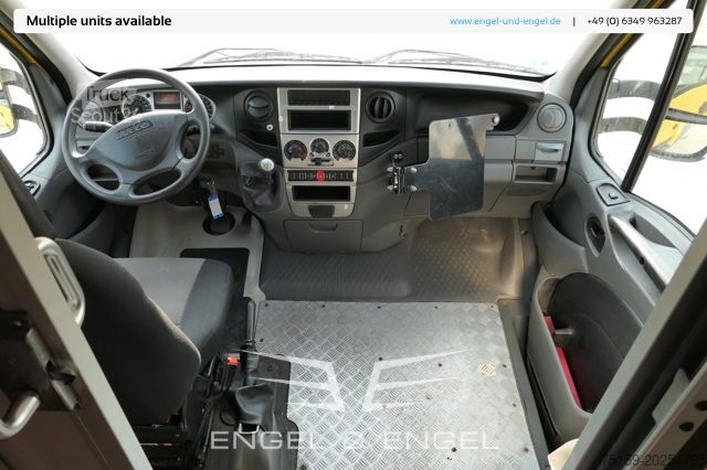 Furgoneta caja iveco Daily 35 S11 C30C AUTOMATIK KAMERA MAXI Regale LUFT DURCHGANG