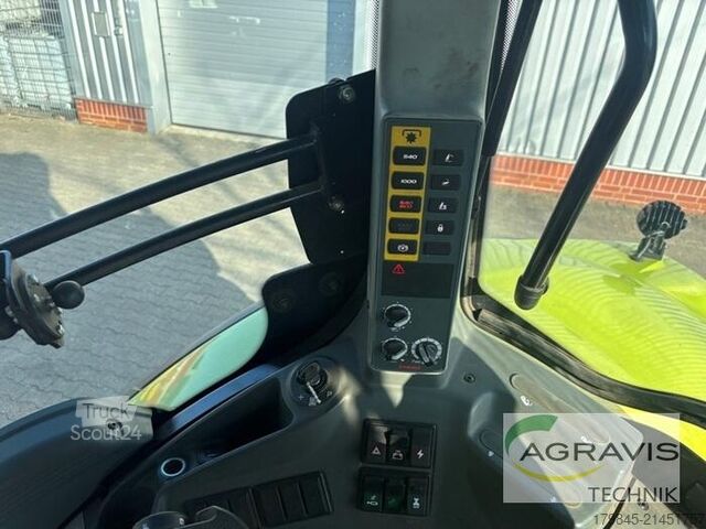Tractor Claas AXION 810 CMATIC TIER 4F