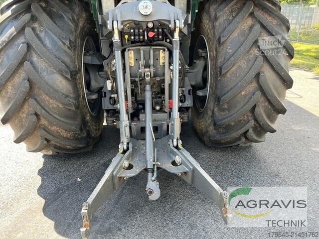 Tractor Claas XERION 4000 SADDLE TRAC + Zunhammer 11 CBM Aufsatz