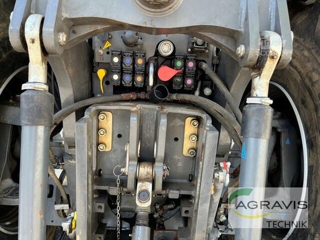 Tractor Claas XERION 4000 SADDLE TRAC + Zunhammer 11 CBM Aufsatz