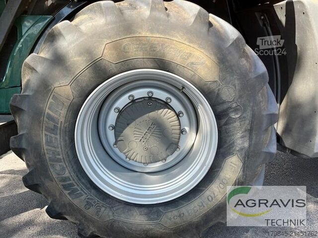 Tractor Claas XERION 4000 SADDLE TRAC + Zunhammer 11 CBM Aufsatz