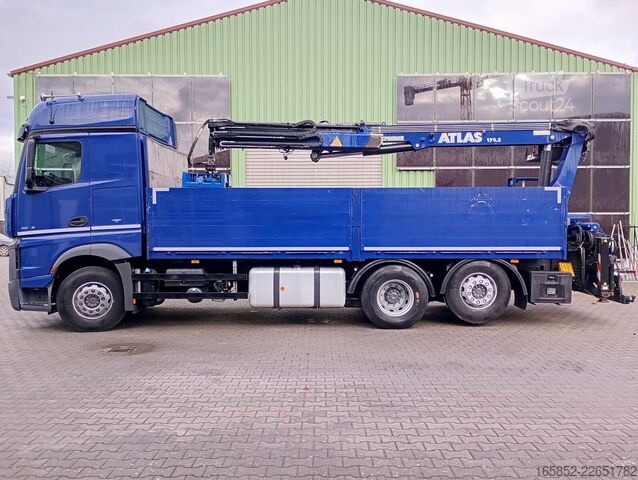 Platte bak Mercedes-Benz 2545