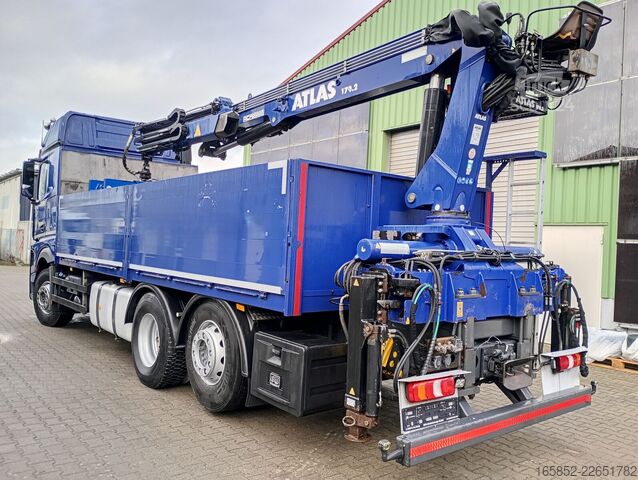 Platte bak Mercedes-Benz 2545