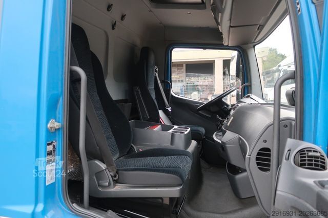 Transporter mit Koffer MERCEDES-BENZ Atego 818 / 1. Hand / Kamera / Klima Fzg: A28