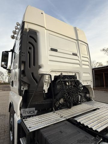 Standard SZM MAN TGX18.500 4x4H*Hydraulik*Pritarder*ACC*Standklim