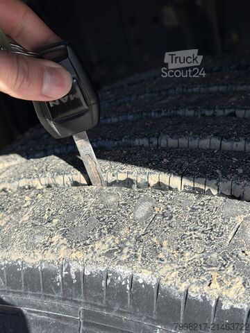 Kiepwagen MAN TGS 41.500 8x4 Kipper Motor neu