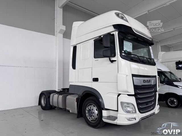 Standart traktör DAF XF 530 SSC