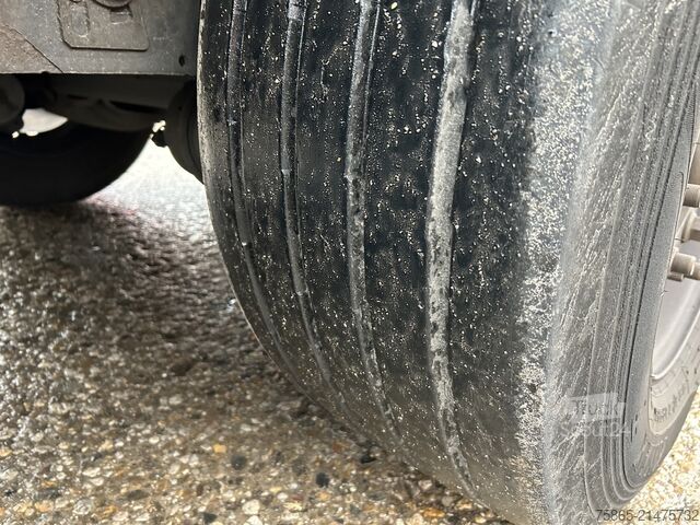 Valise Krone Dry Liner / Box / Loadlift 2000 kg / APK TUV 04-26