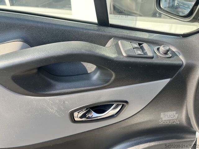Autocarro de passageiros Renault Trafic Passenger 1.6 dCi Grand BTW / BPM vrij m...