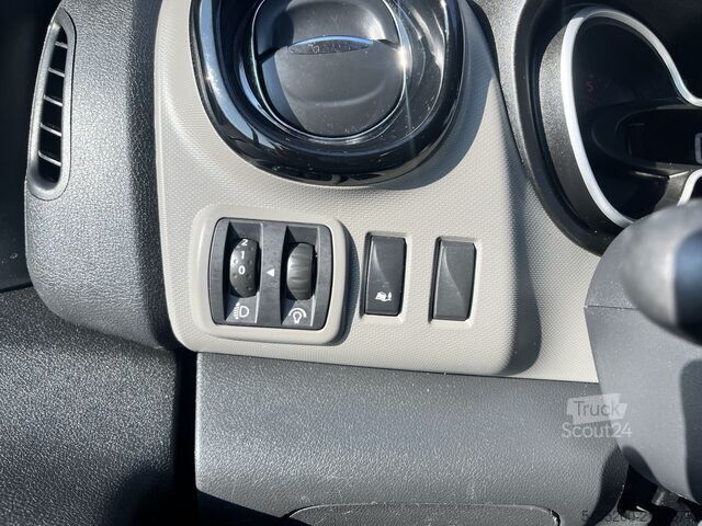 Autocarro de passageiros Renault Trafic Passenger 1.6 dCi Grand BTW / BPM vrij m...