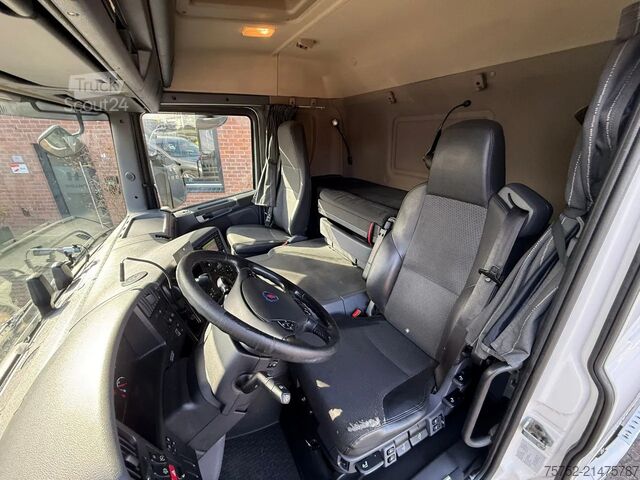 MTS standard Scania P320 4X2 Slaapcabine 640.550KM Spoilers NL Truc...